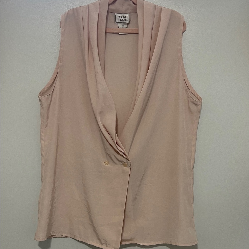 Casual Corner Women's Blush Sleeveless Blouse